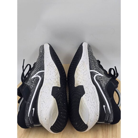 Nike ZoomX Invincible Run womens Flyknit Athletic Shoes White Black size 11 - Picture 6 of 9